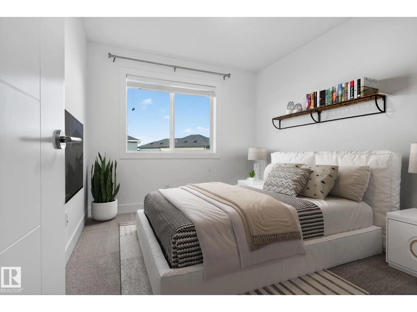 1096 SECORD PROMENADE NW