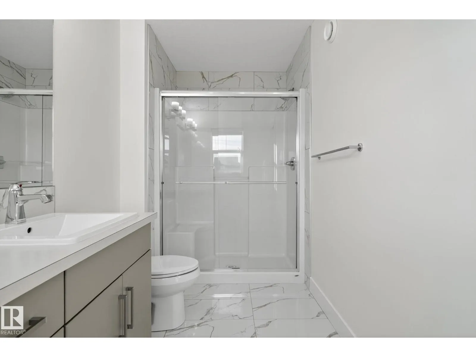 1096 SECORD PROMENADE NW