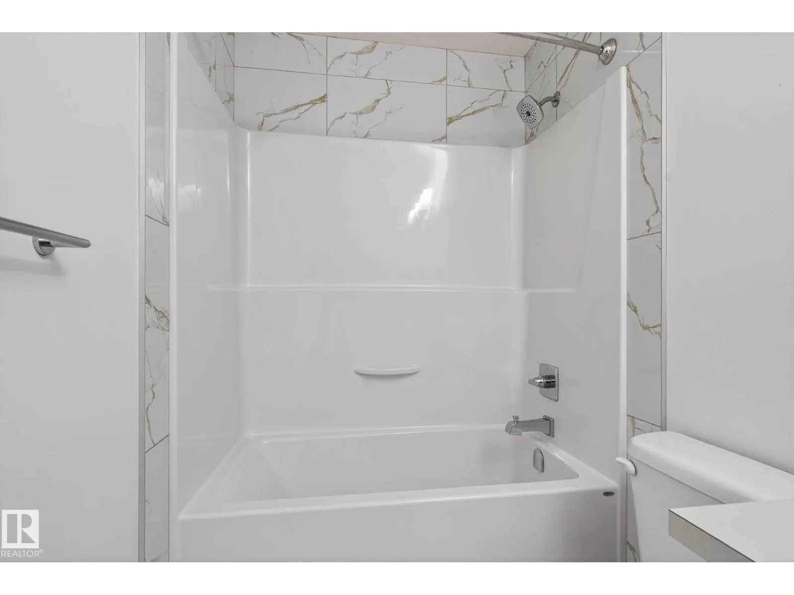 1096 SECORD PROMENADE NW