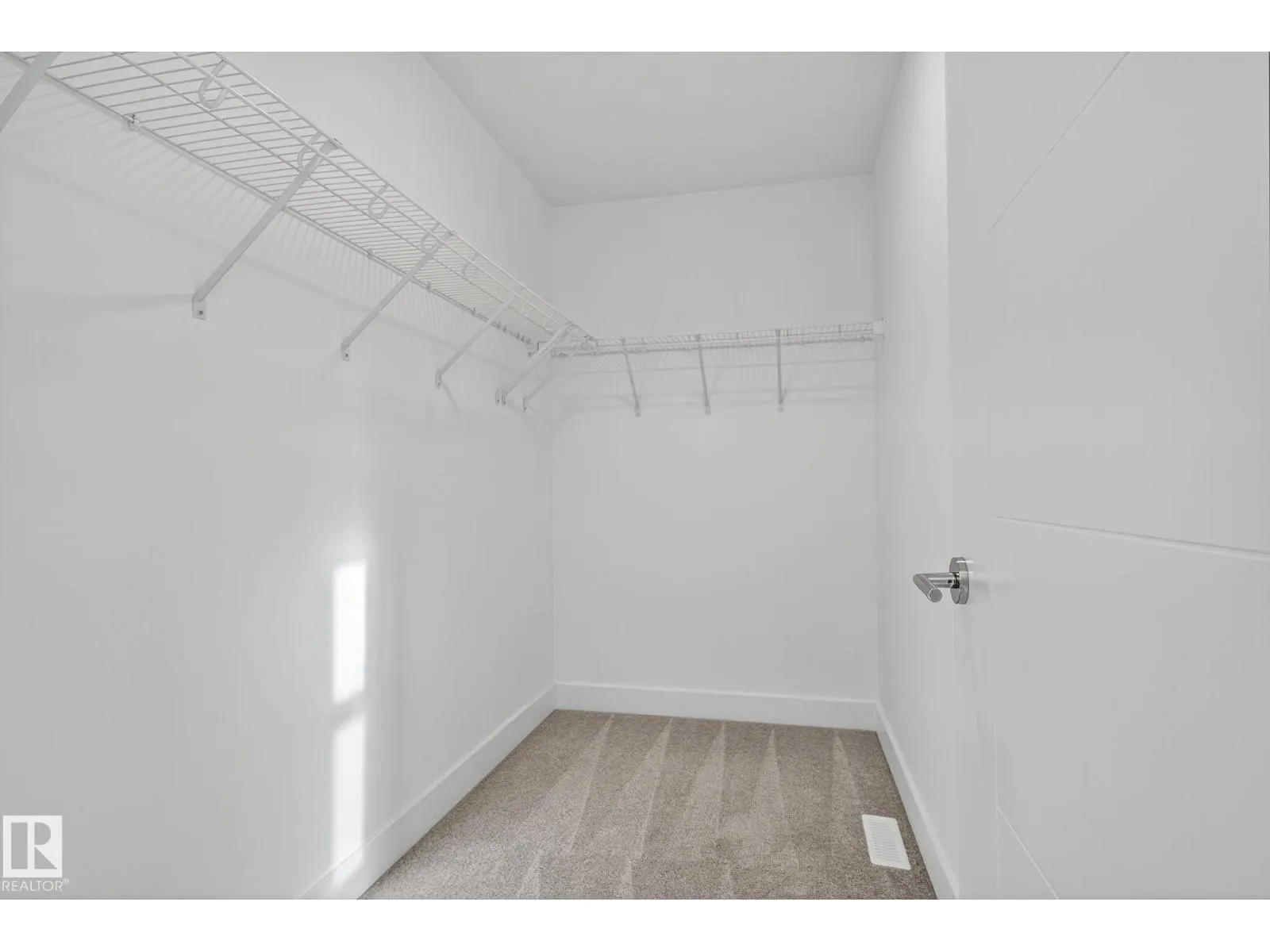 1096 SECORD PROMENADE NW