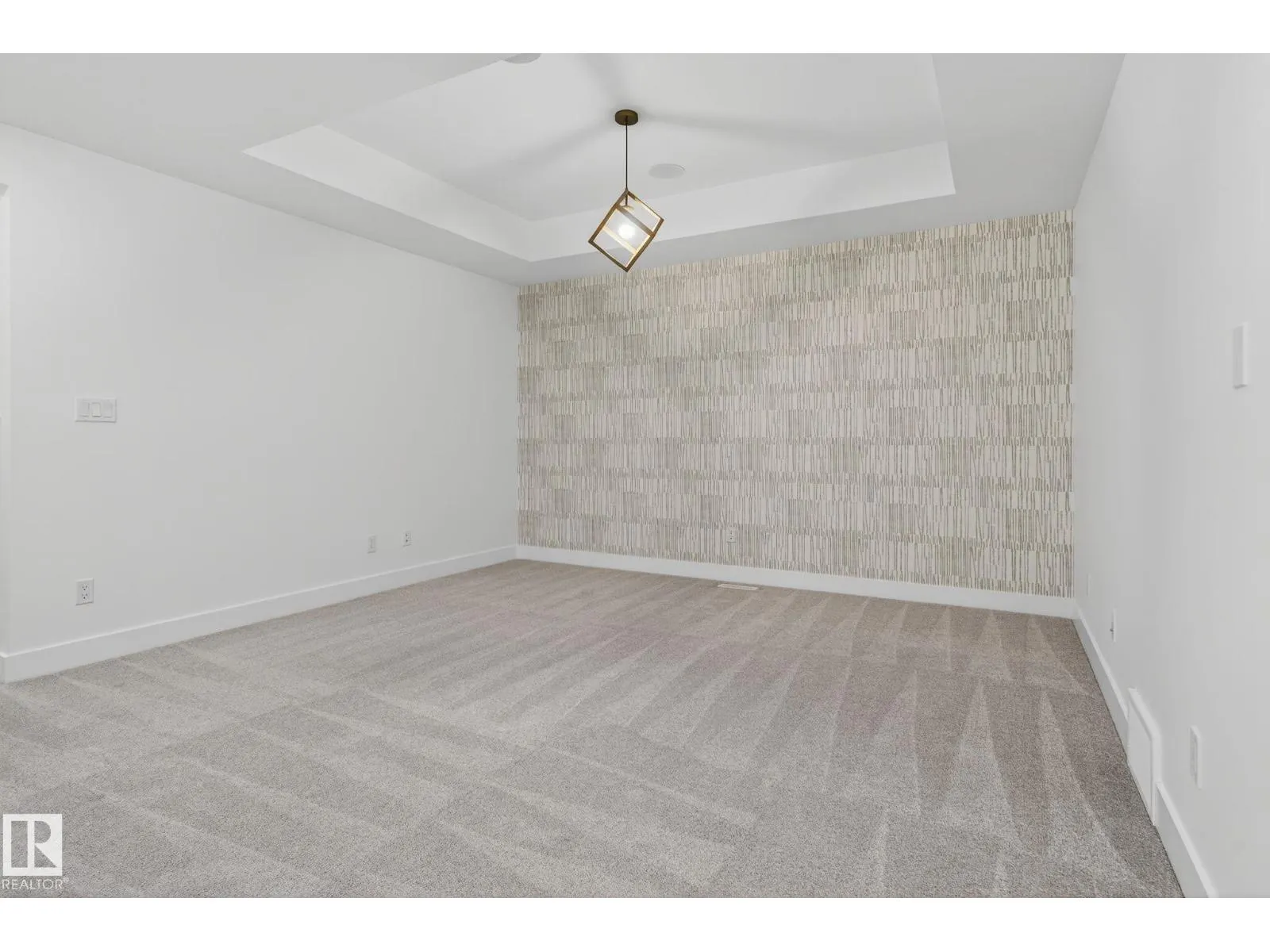 1096 SECORD PROMENADE NW