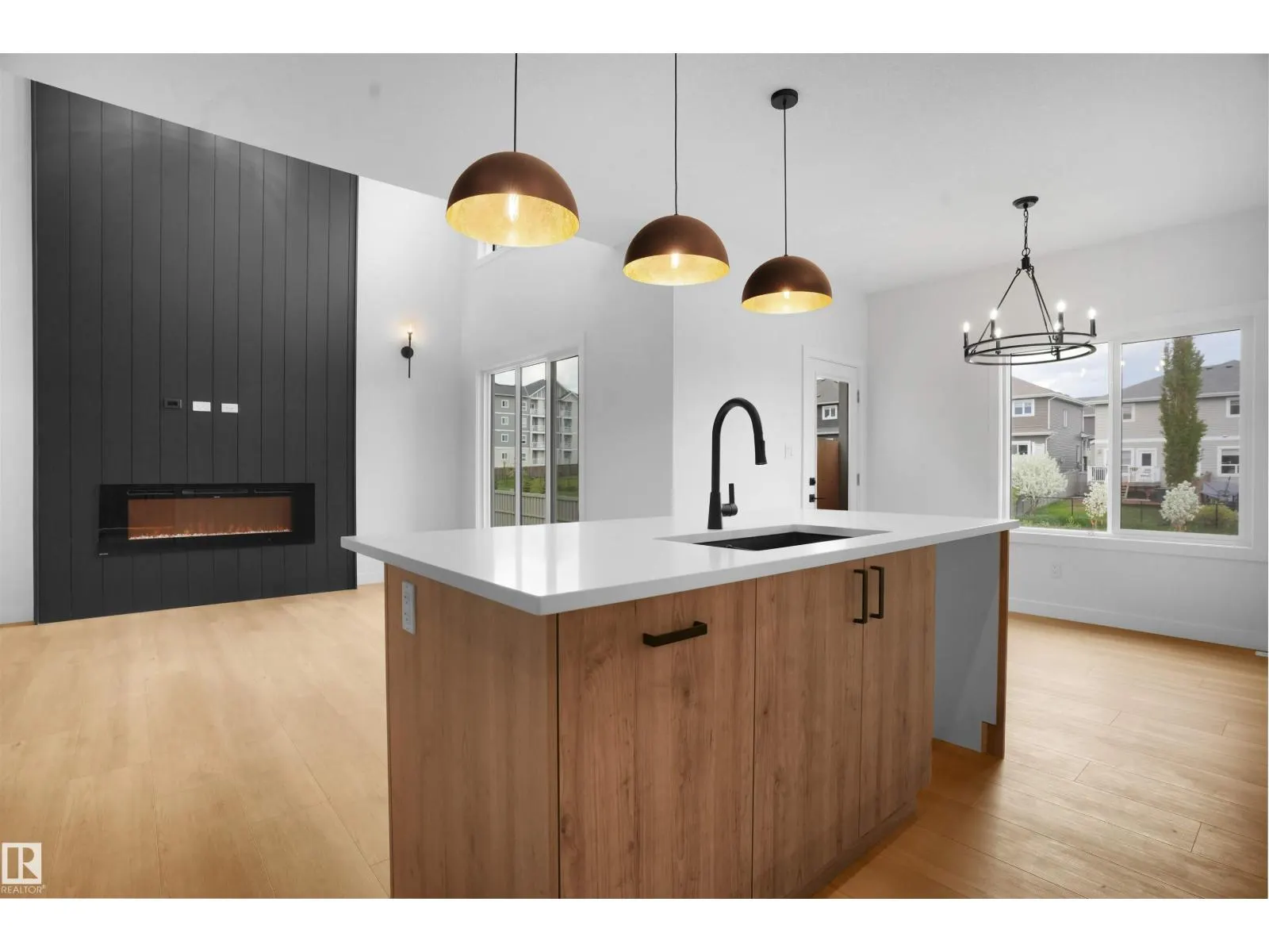 987 Elderberry Landing NW