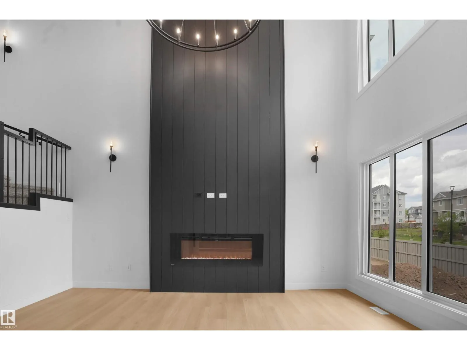 987 Elderberry Landing NW