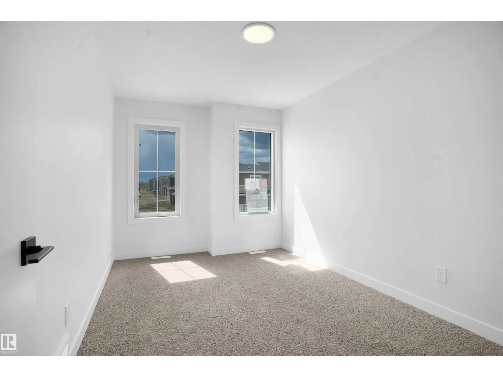 987 Elderberry Landing NW