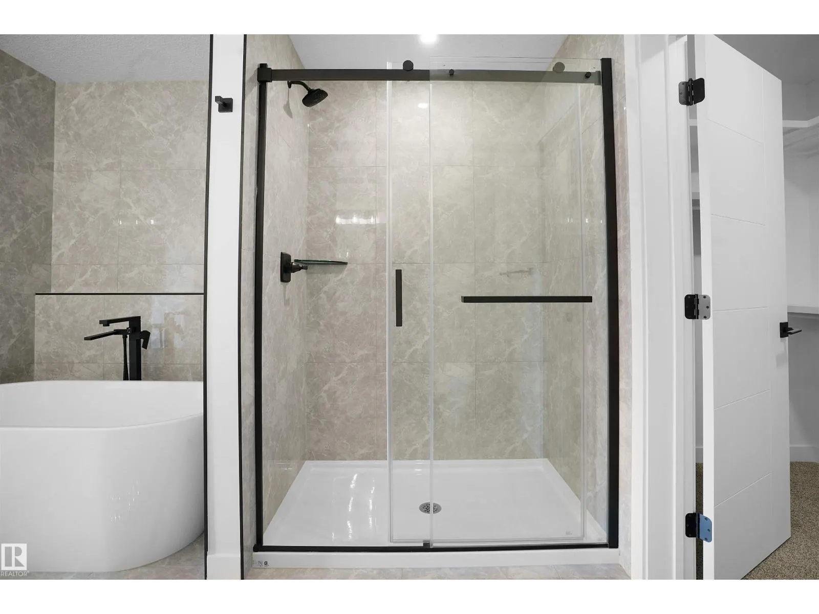 987 Elderberry Landing NW