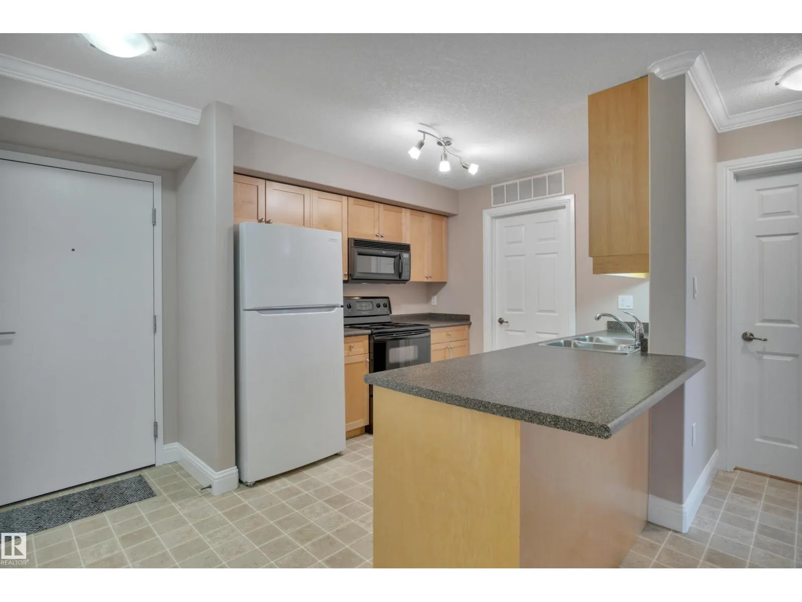 #121 13005 140 AV NW