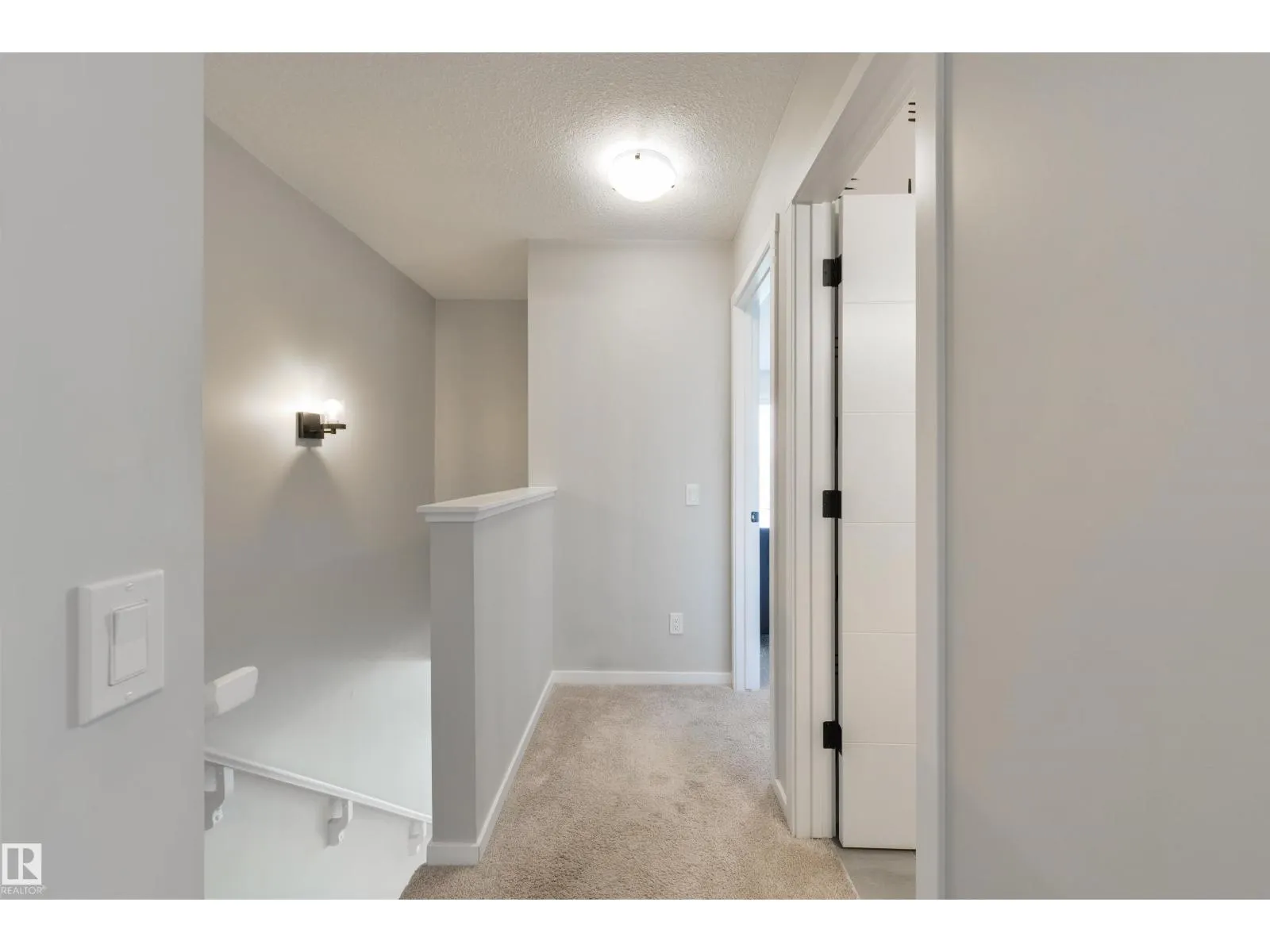 8273 CHAPPELLE WY SW