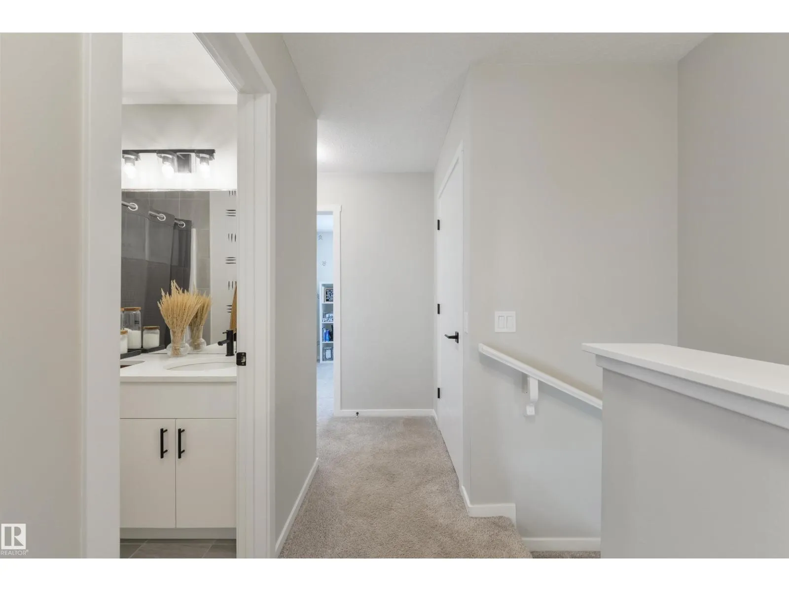 8273 CHAPPELLE WY SW