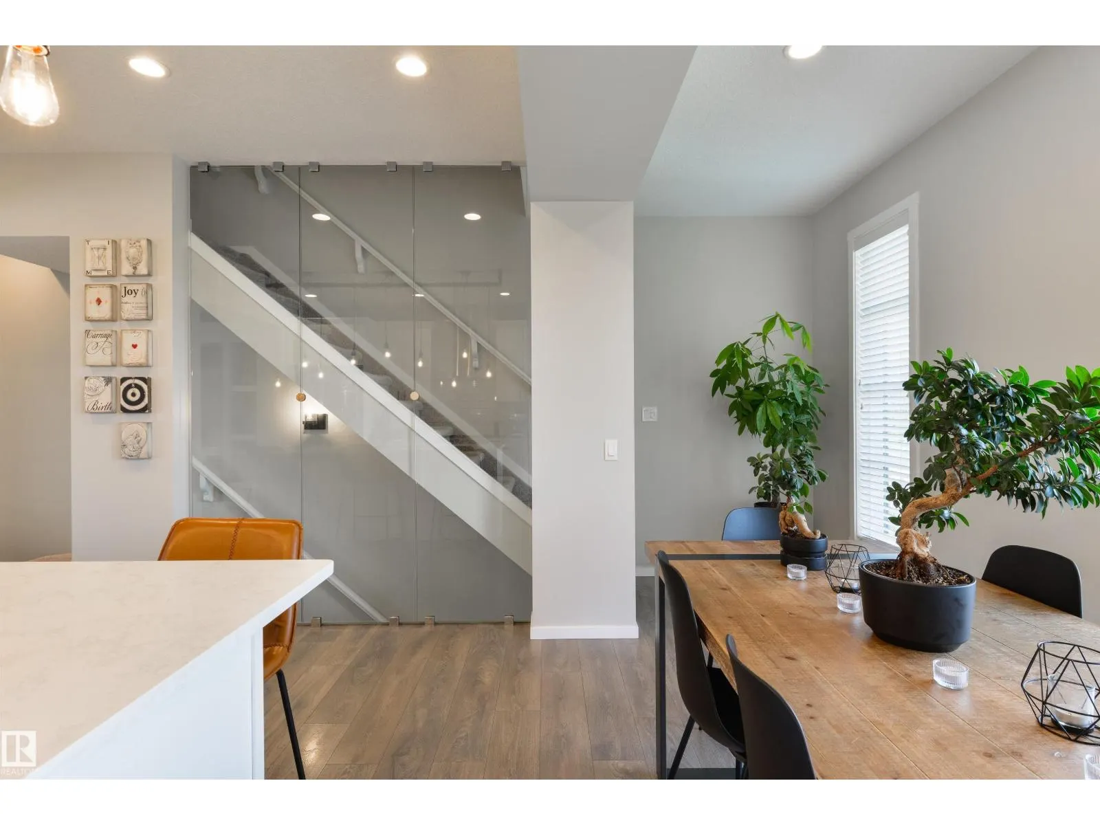 8273 CHAPPELLE WY SW