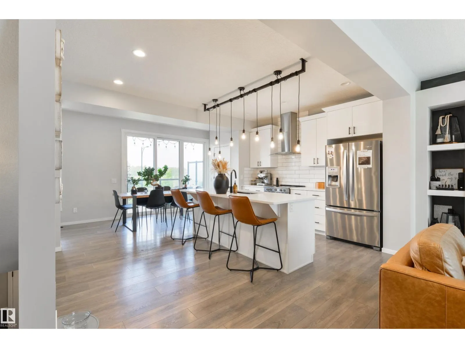 8273 CHAPPELLE WY SW