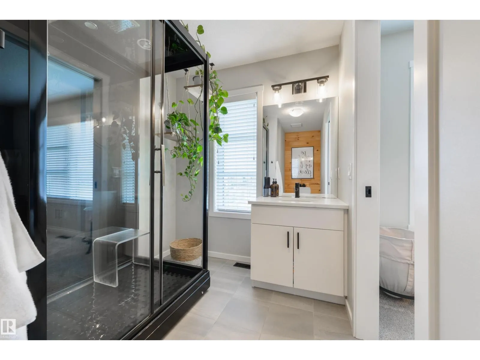 8273 CHAPPELLE WY SW