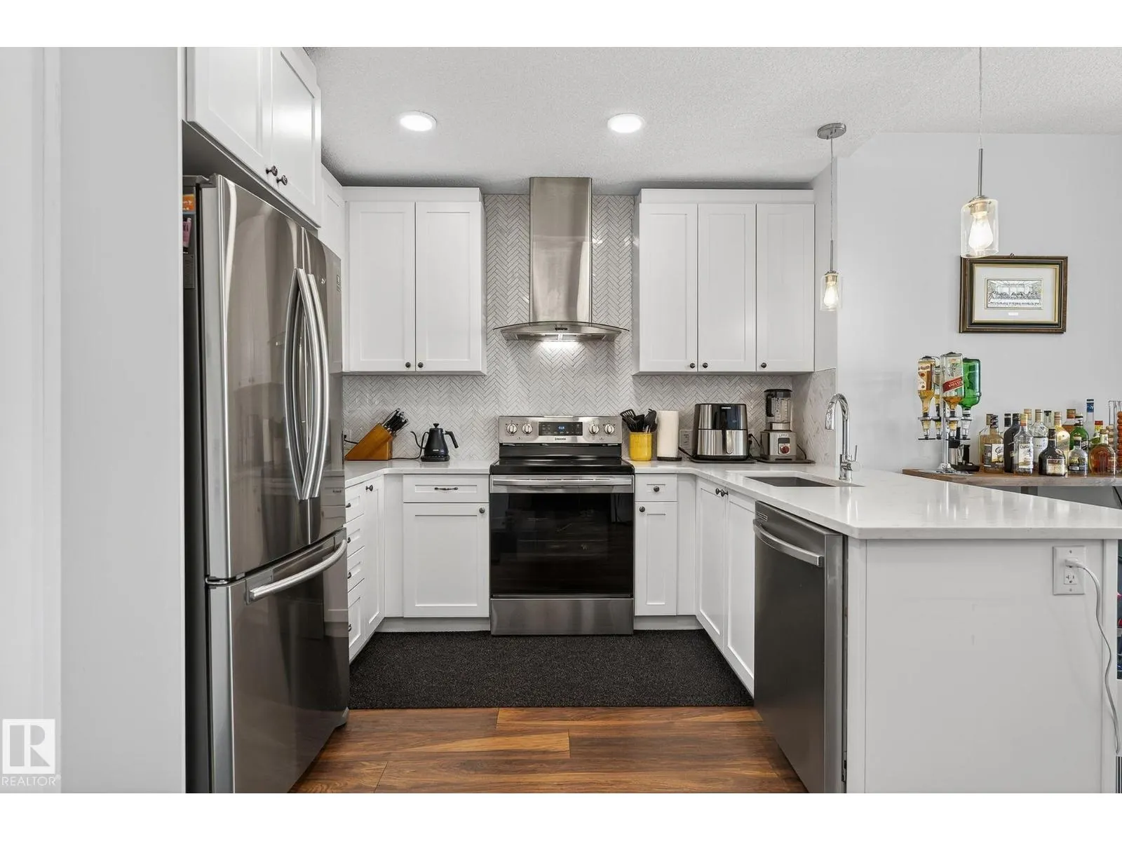 #218 1316 WINDERMERE WY SW