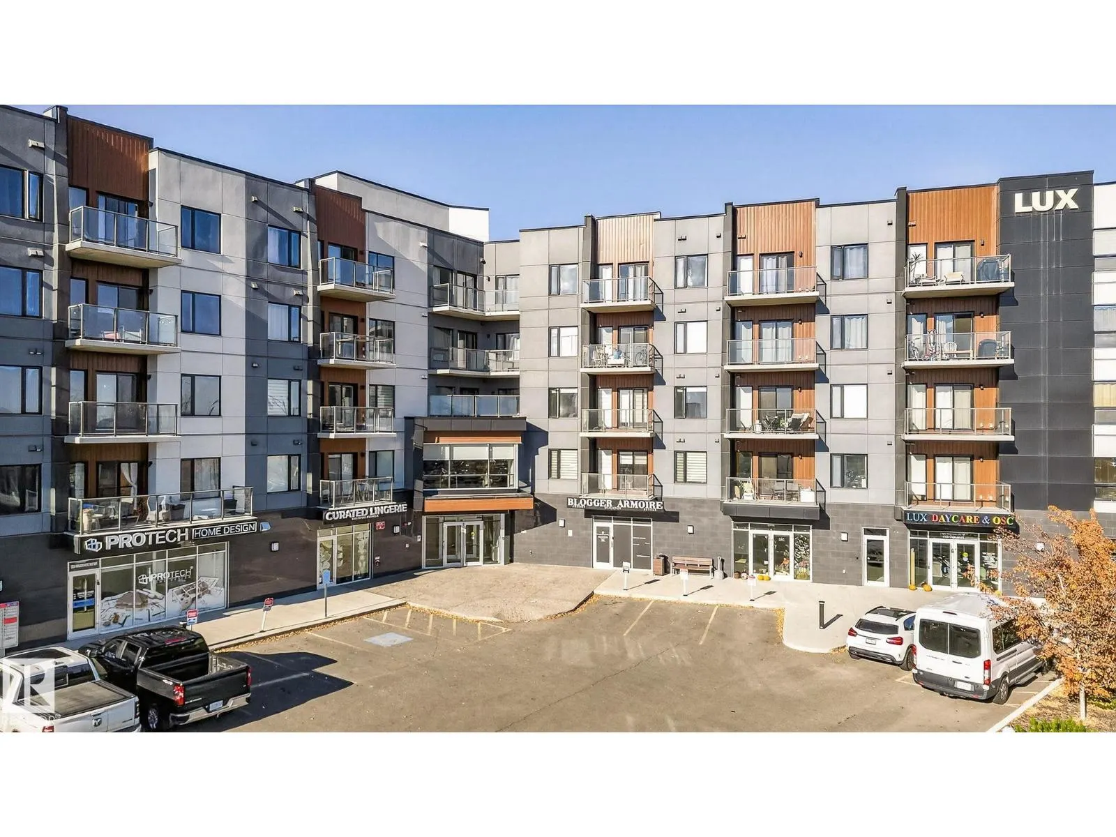 #218 1316 WINDERMERE WY SW