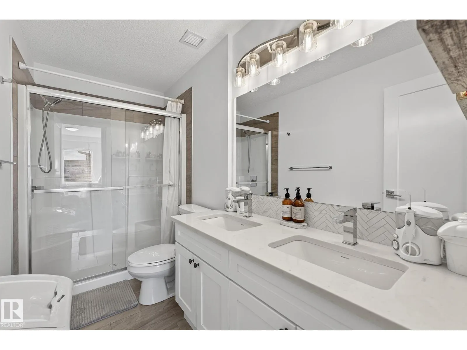 #218 1316 WINDERMERE WY SW