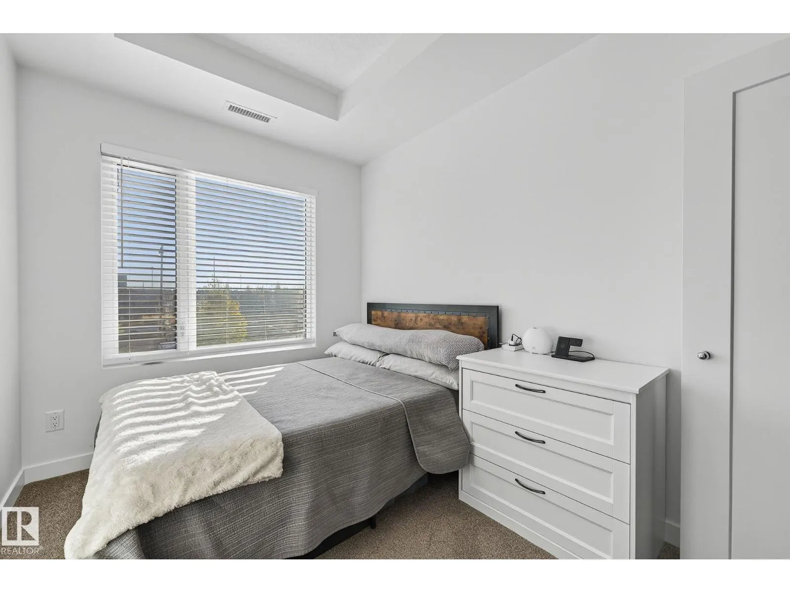 #218 1316 WINDERMERE WY SW