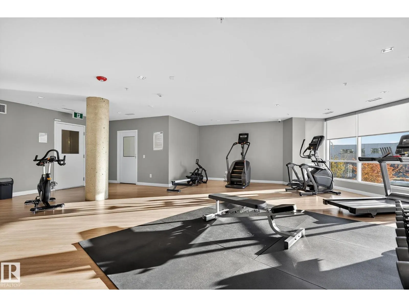 #218 1316 WINDERMERE WY SW