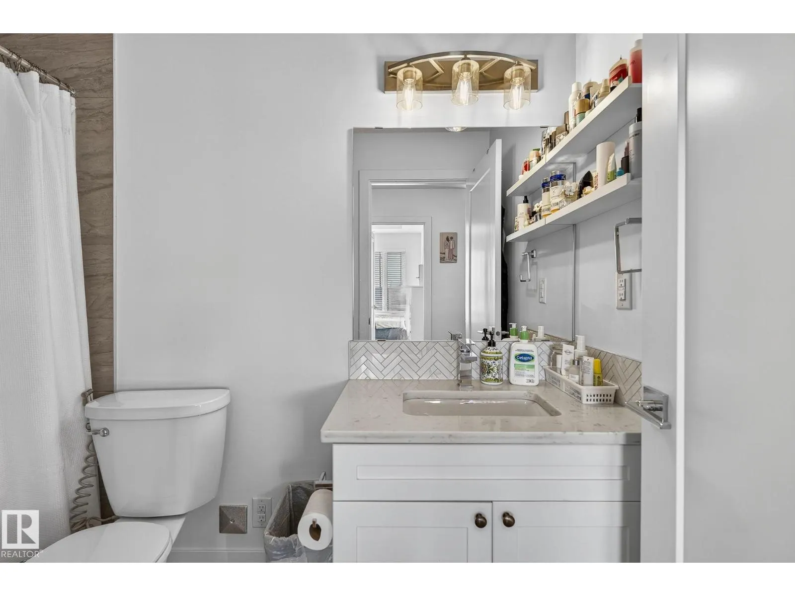 #218 1316 WINDERMERE WY SW