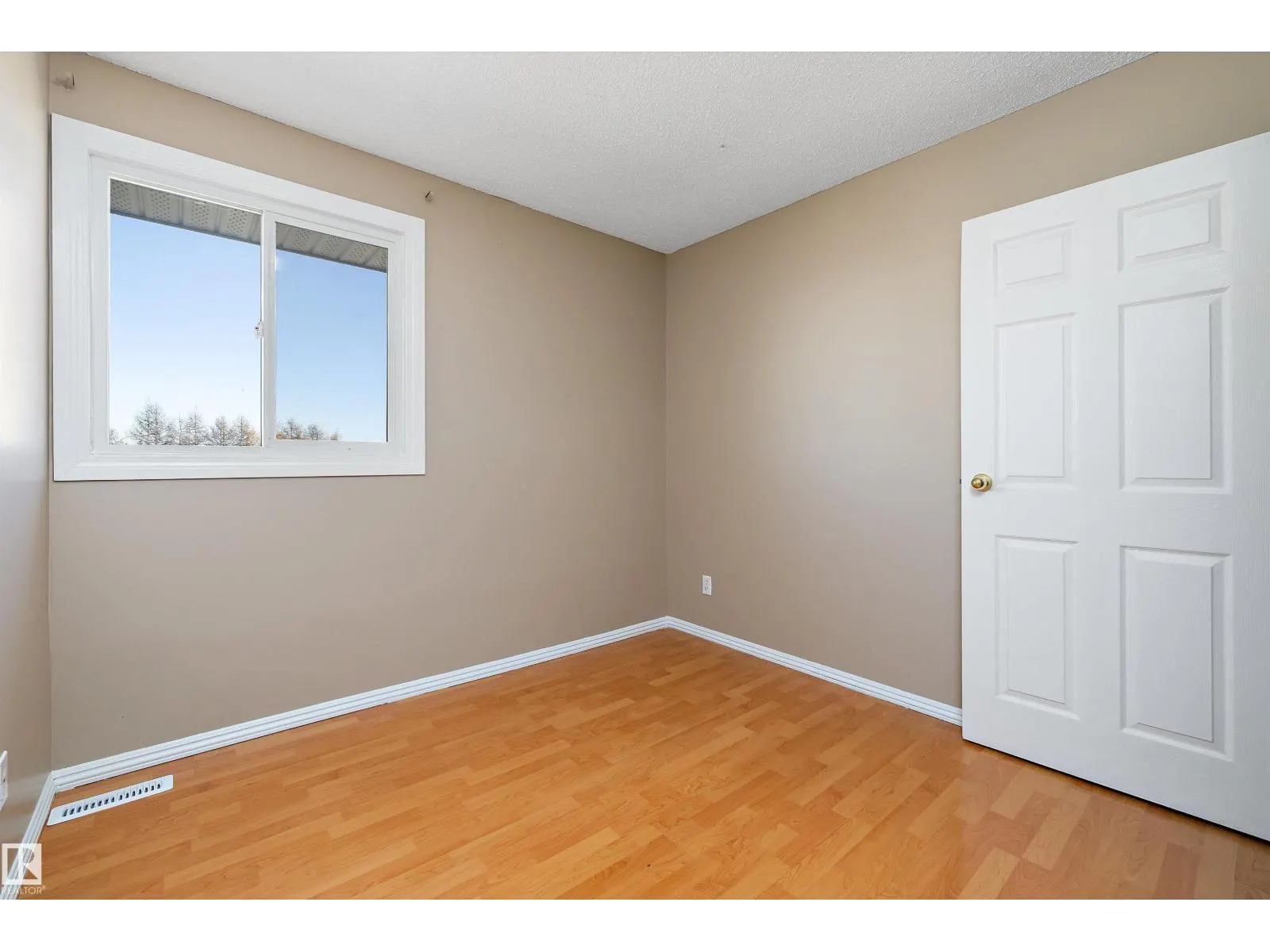 163 ABBOTTSFIELD RD NW NW