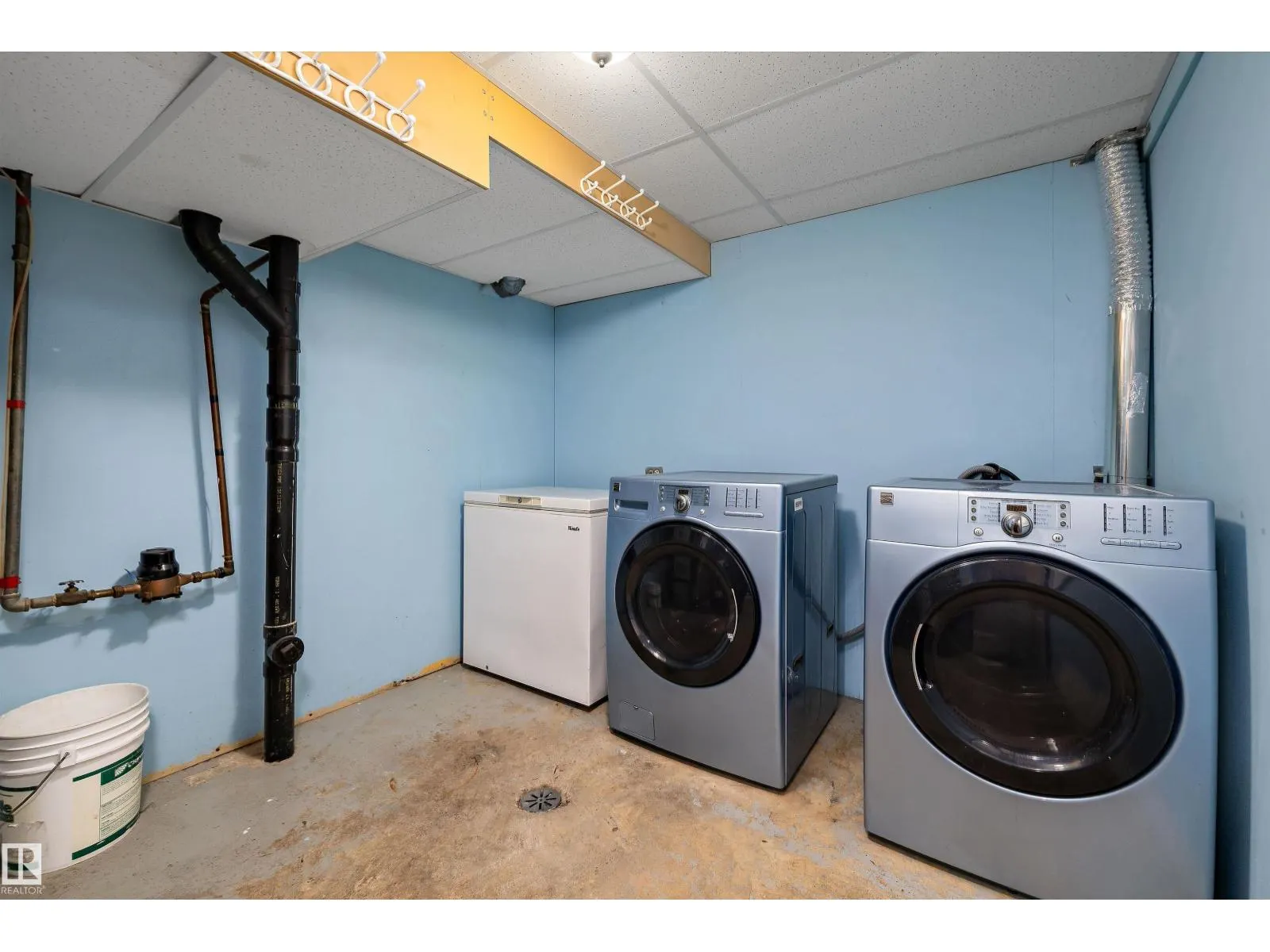 163 ABBOTTSFIELD RD NW NW