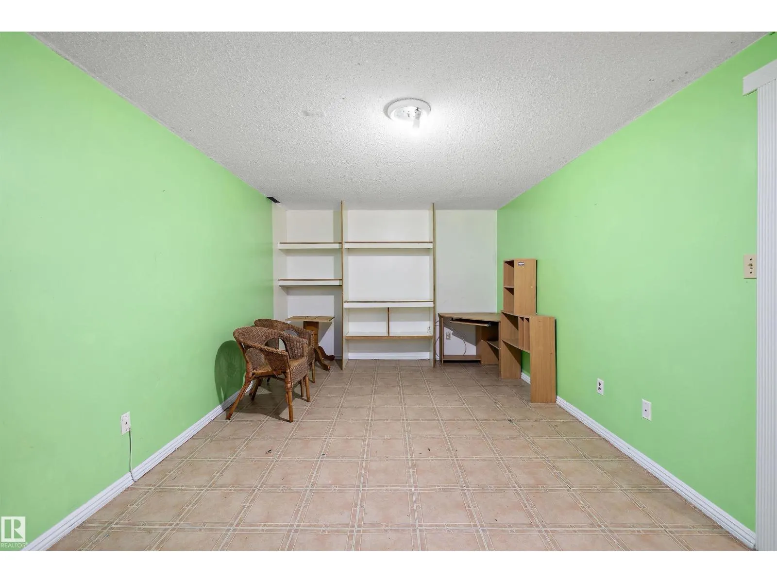 163 ABBOTTSFIELD RD NW NW