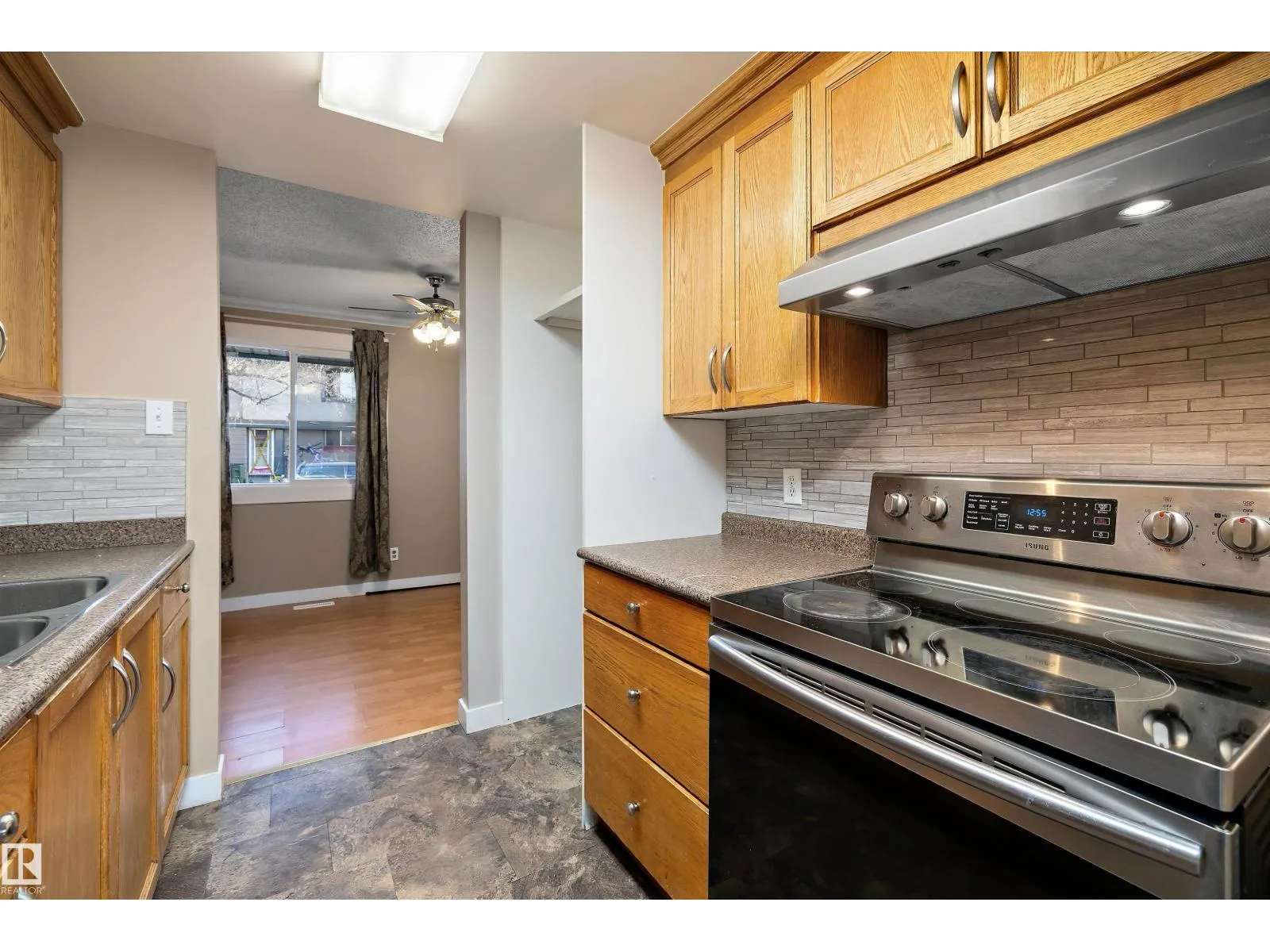 163 ABBOTTSFIELD RD NW NW