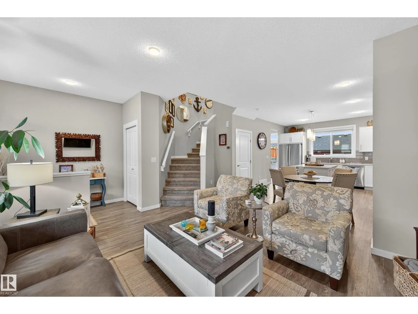 1184 ROSENTHAL BV NW