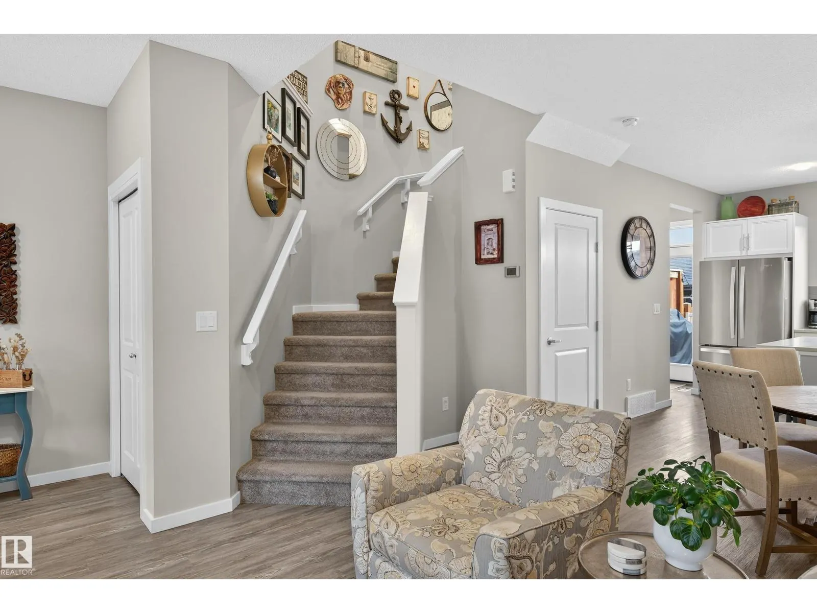 1184 ROSENTHAL BV NW