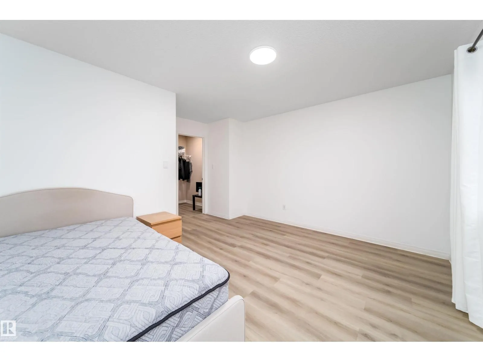 #30 130 Hyndman CR NW NW