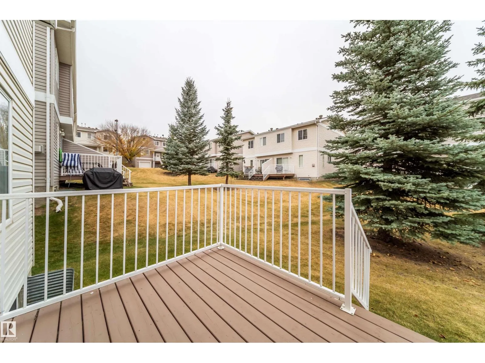 #30 130 Hyndman CR NW NW