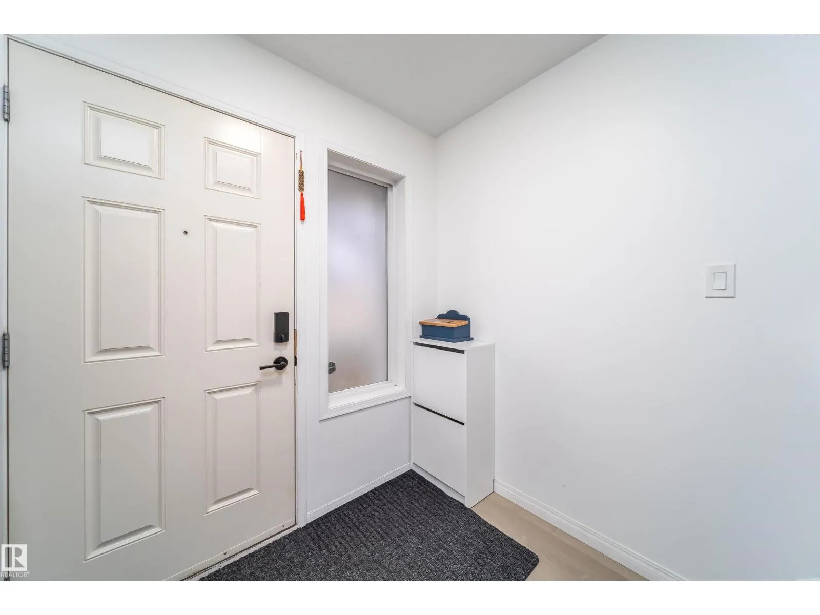 #30 130 Hyndman CR NW NW