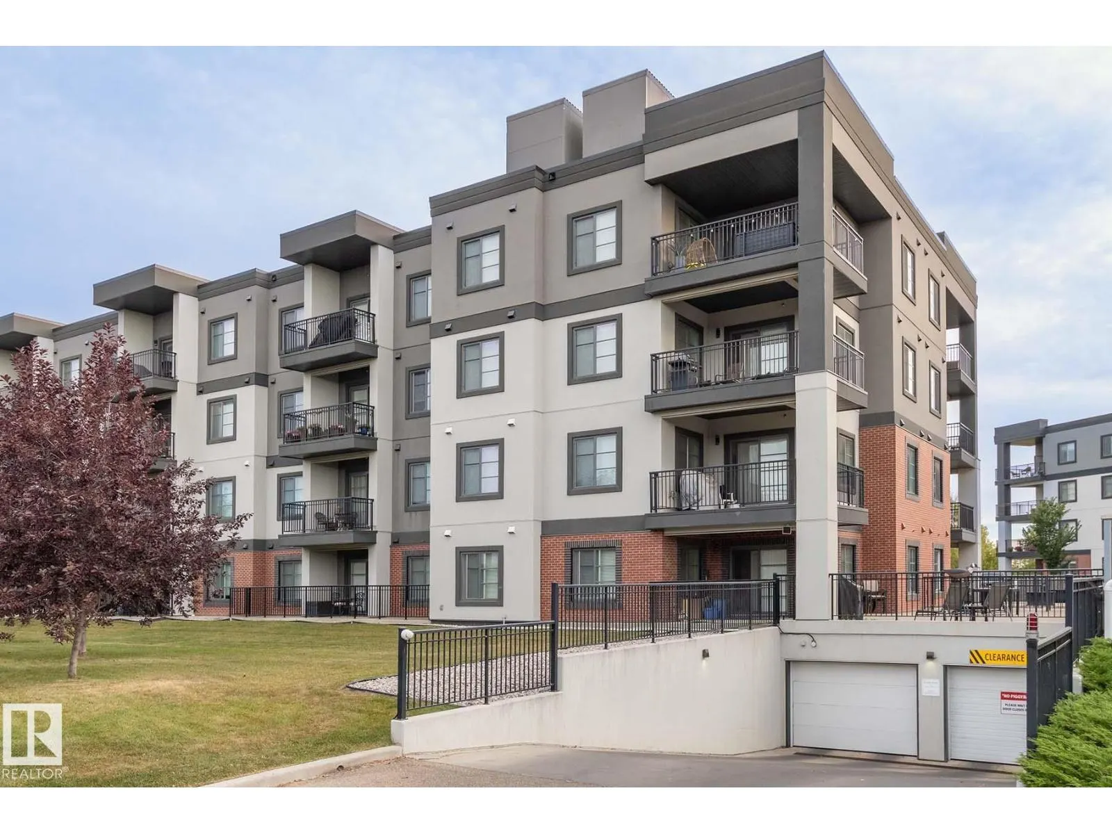 #406 1144 ADAMSON DR SW