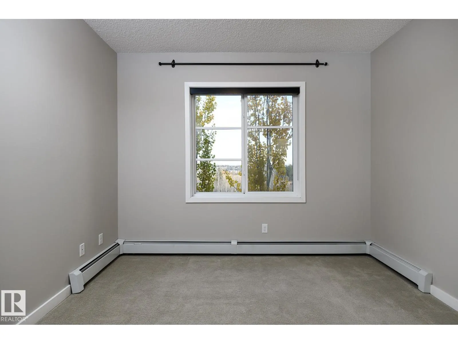 #406 1144 ADAMSON DR SW