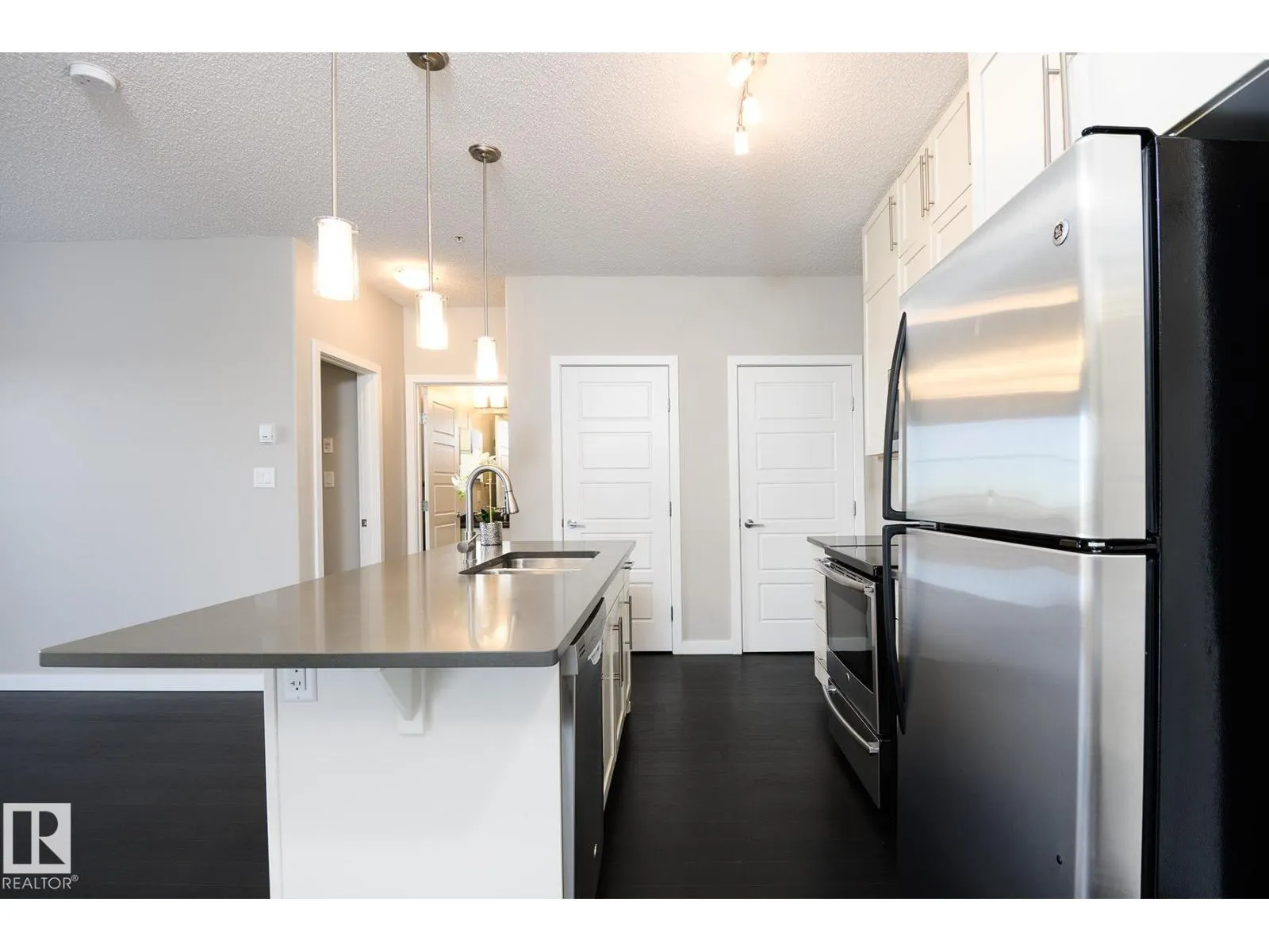 #406 1144 ADAMSON DR SW