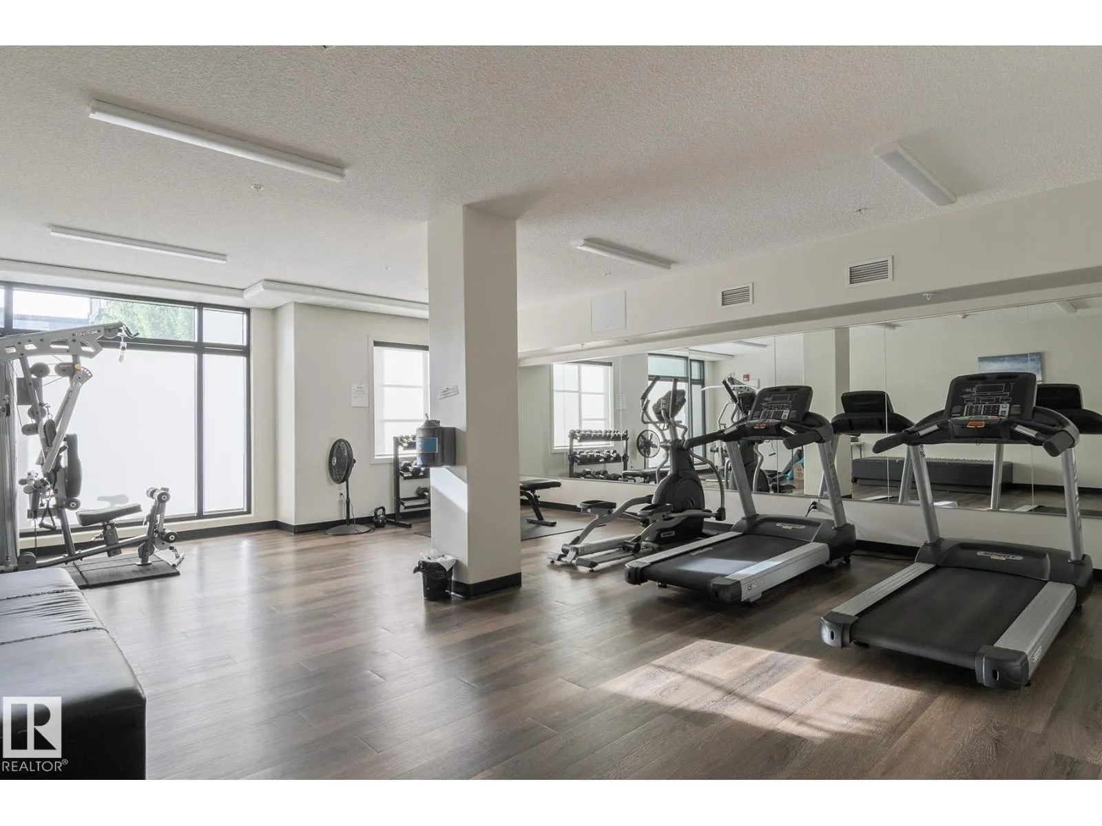 #406 1144 ADAMSON DR SW