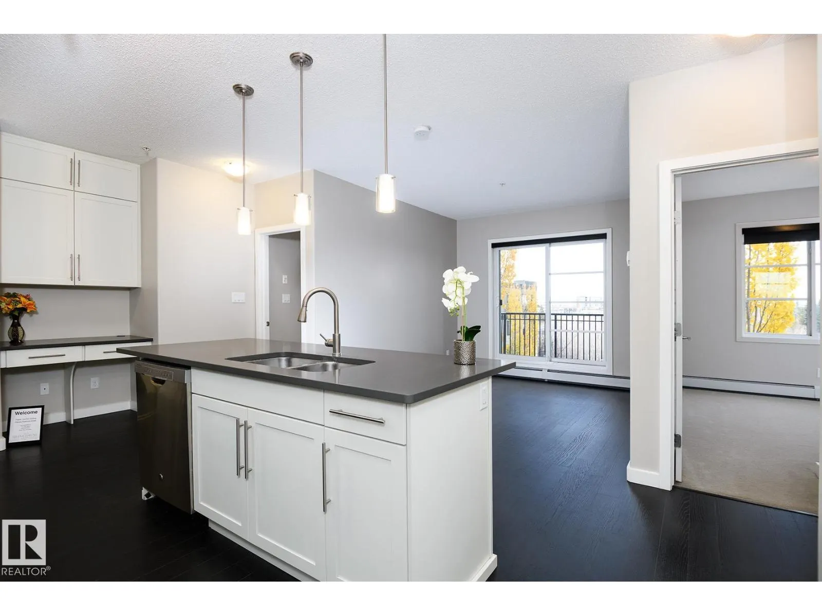 #406 1144 ADAMSON DR SW