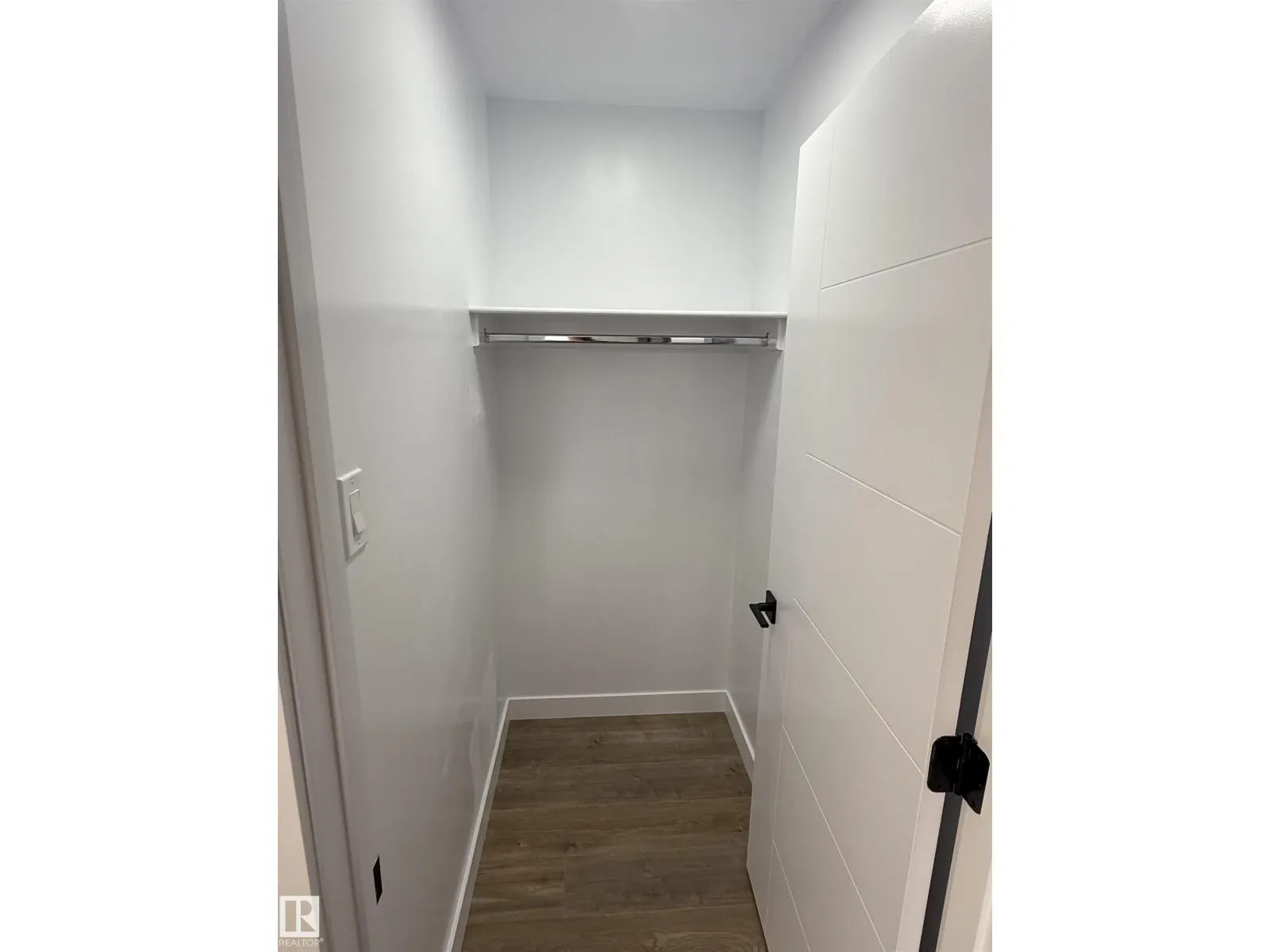 713 VILLAGE ON THE GREEN NW