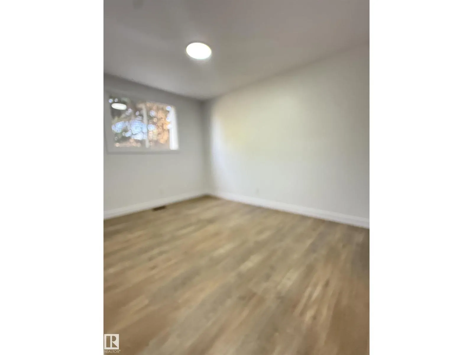 713 VILLAGE ON THE GREEN NW