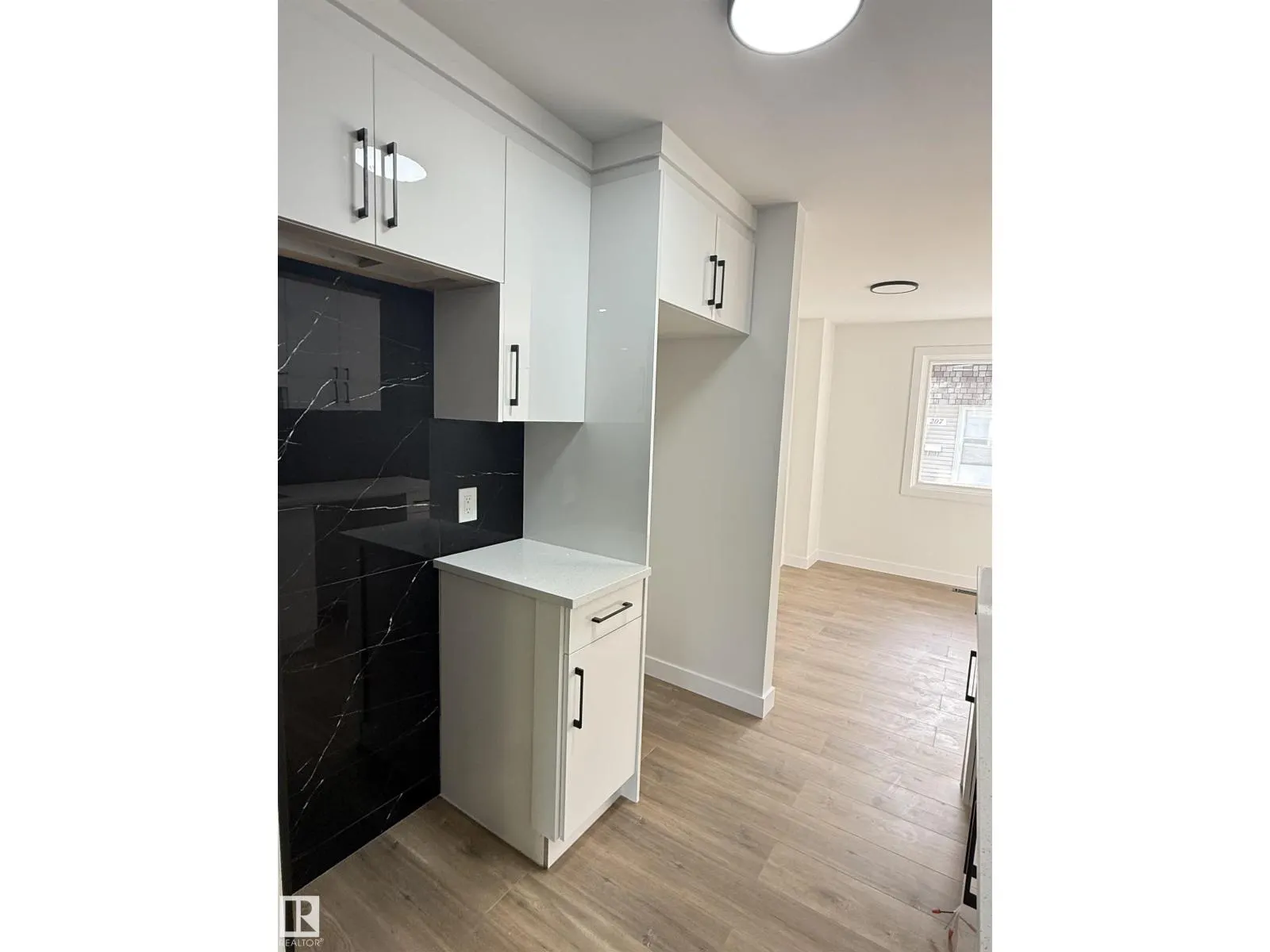 713 VILLAGE ON THE GREEN NW