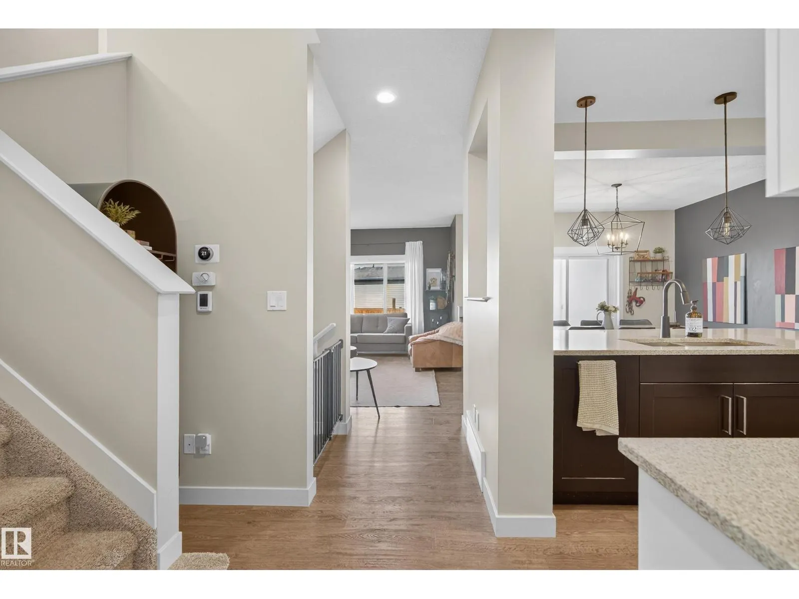 1374 SECORD LANDING LD NW