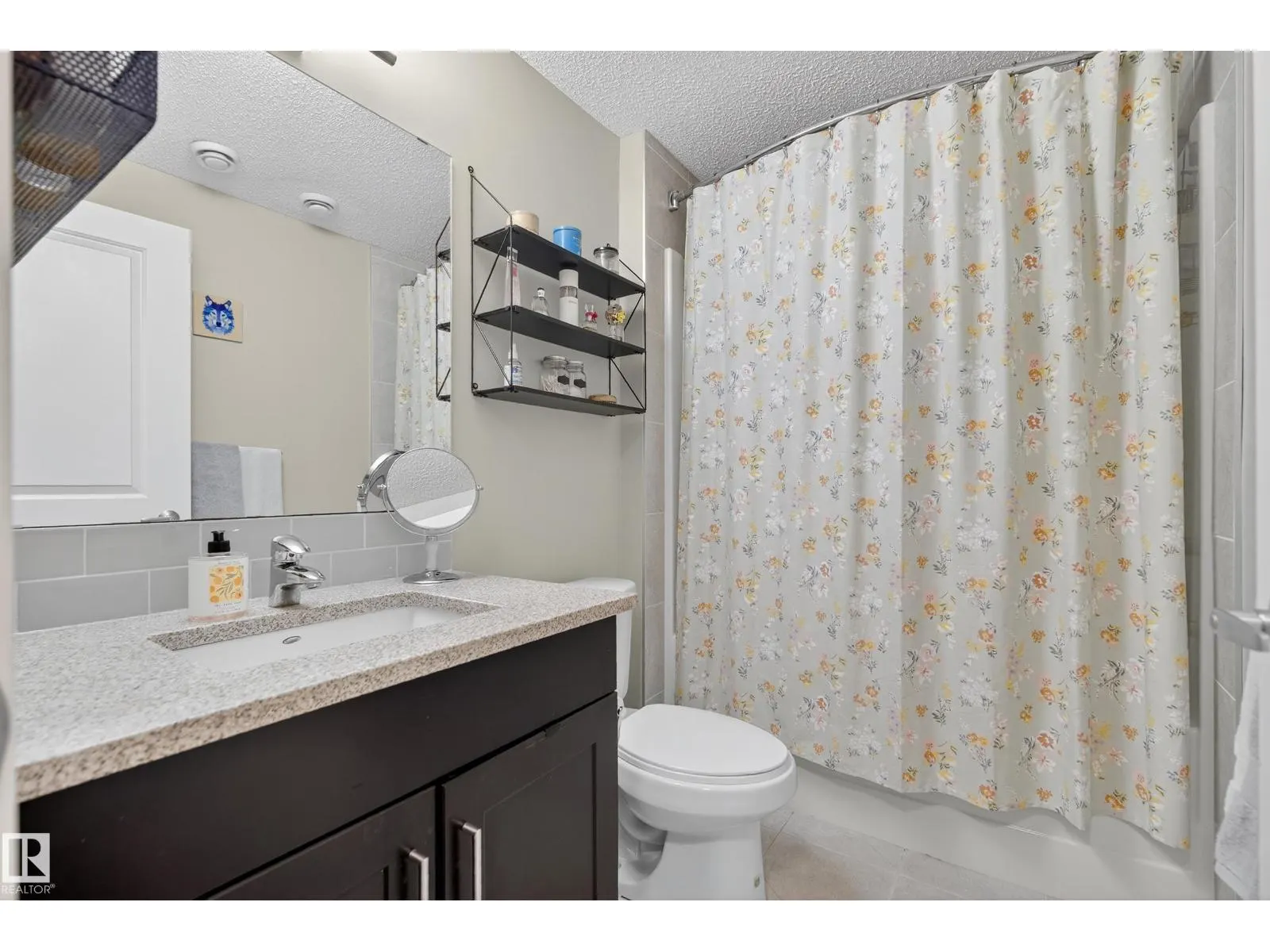 1374 SECORD LANDING LD NW