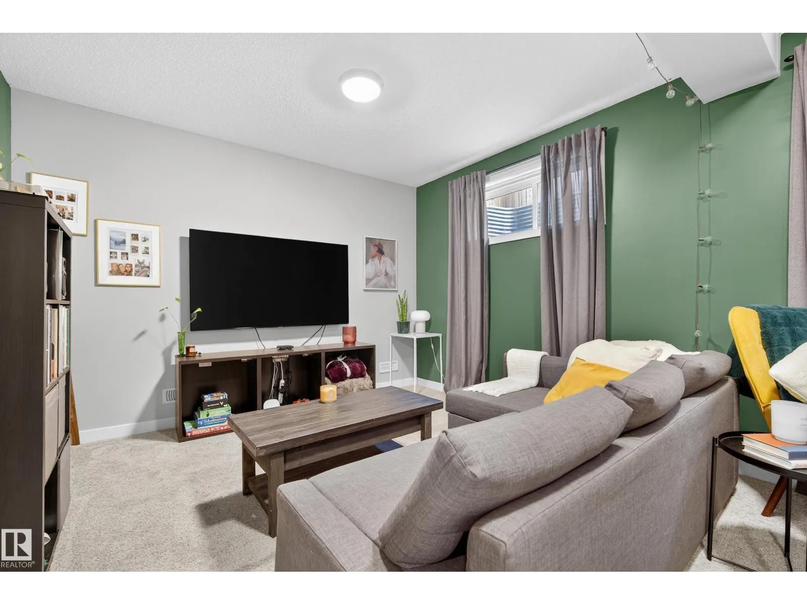 1374 SECORD LANDING LD NW