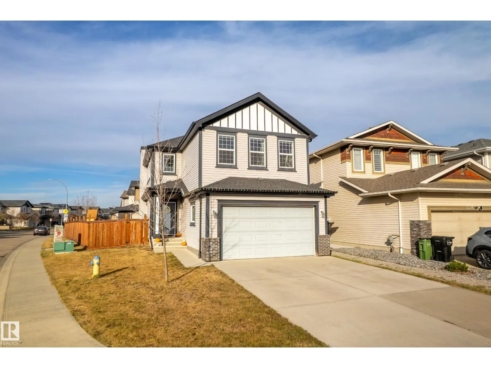 1374 SECORD LANDING LD NW