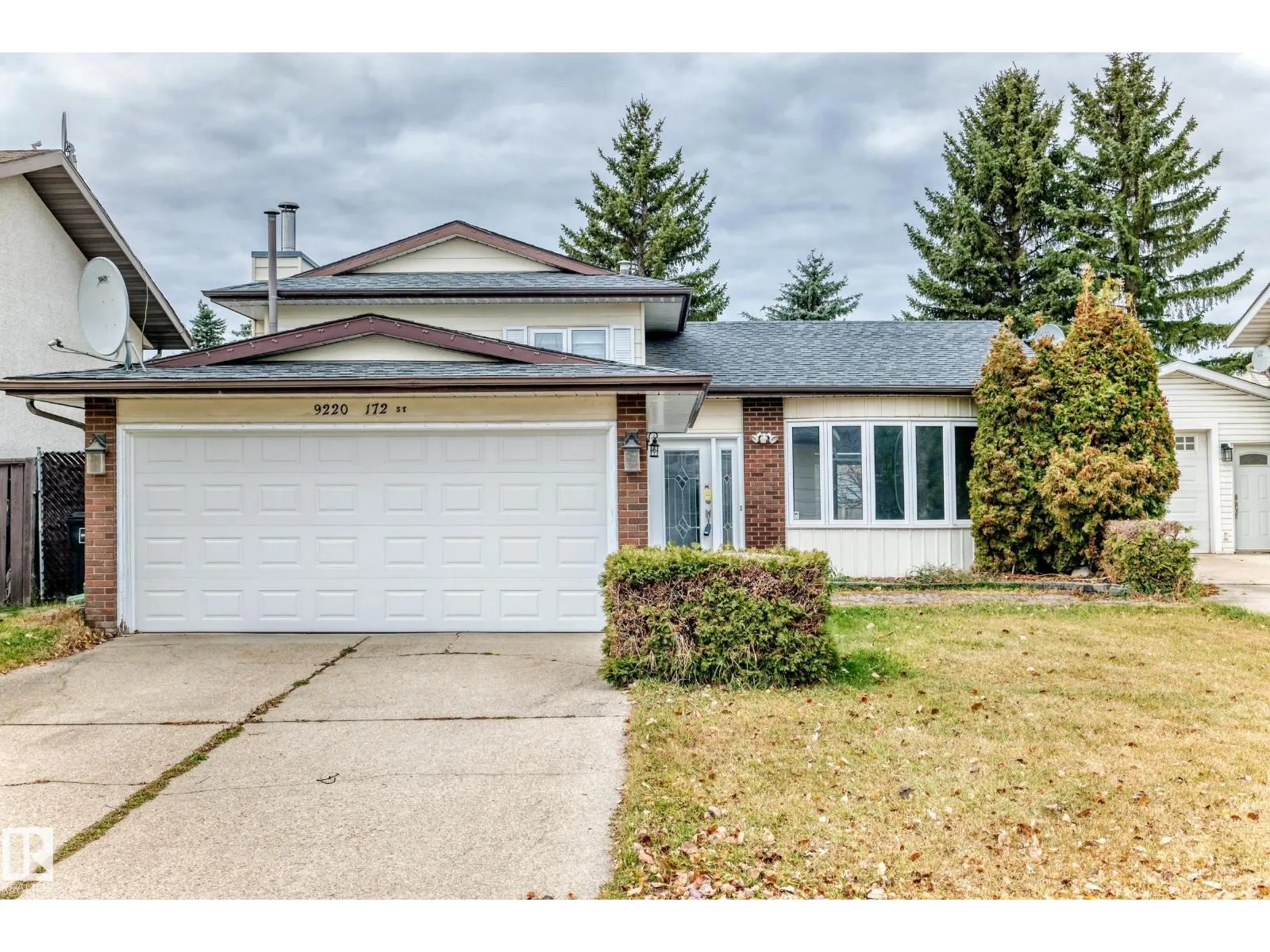 9220 172 ST NW