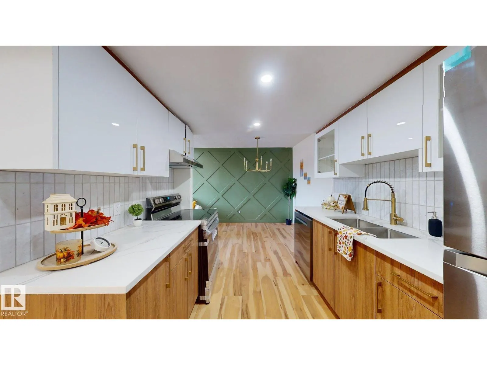 #114 2908 116A AV NW