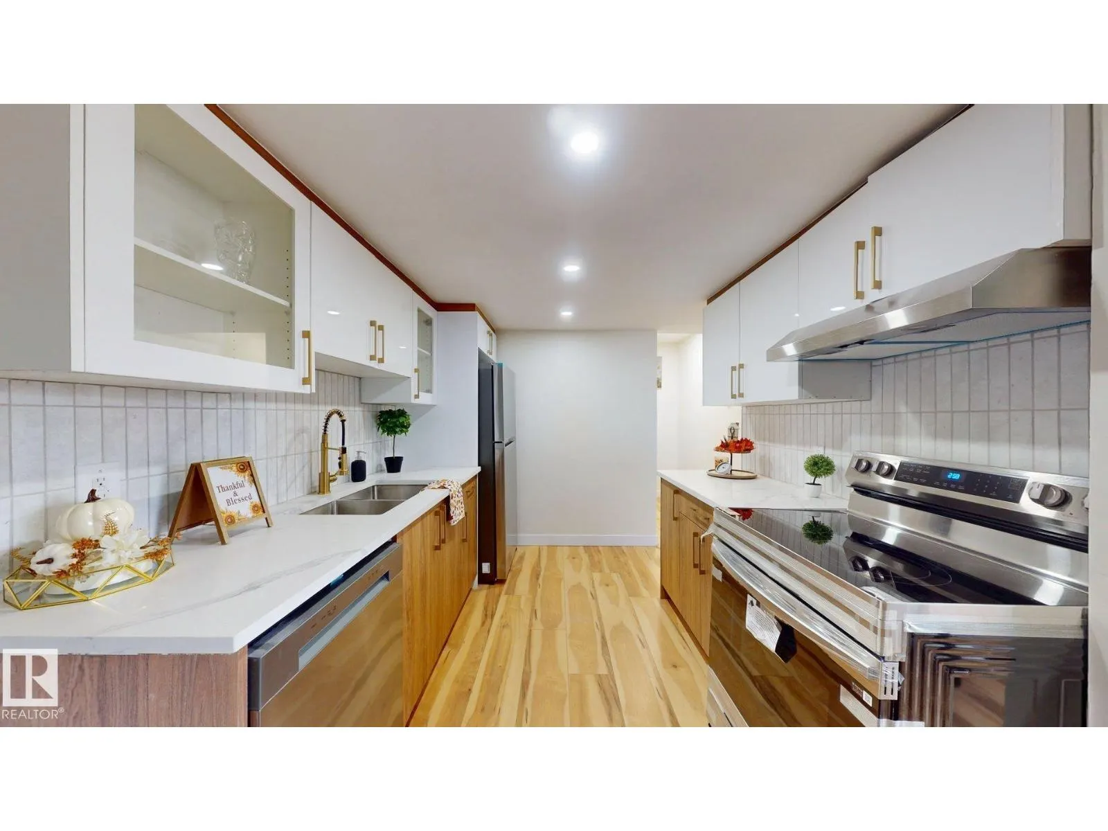 #114 2908 116A AV NW