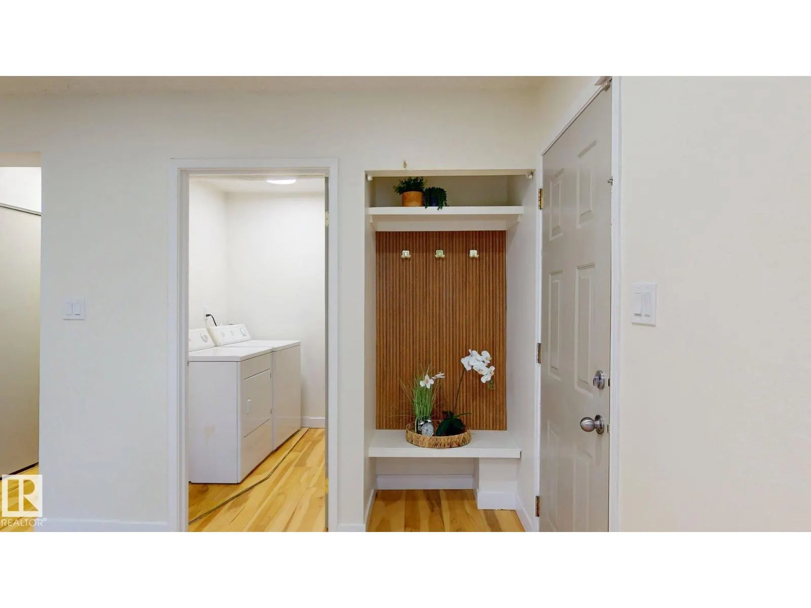 #114 2908 116A AV NW