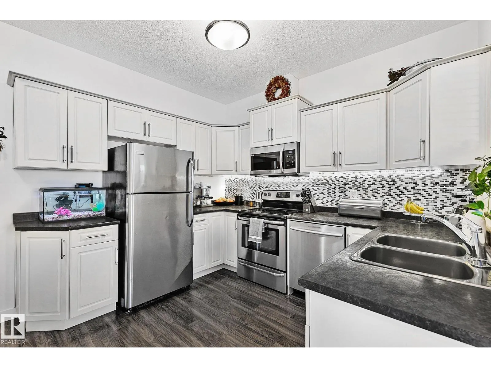 #17 3103 HILTON DR NW