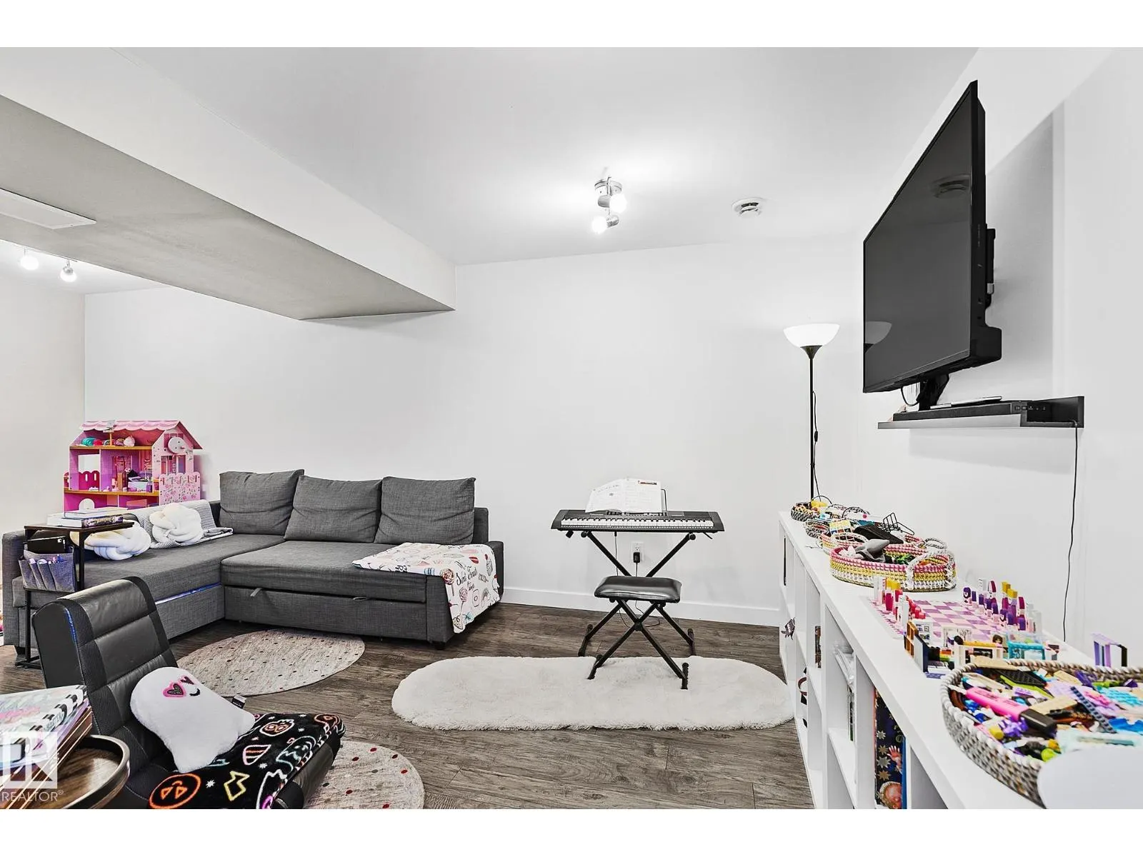 #17 3103 HILTON DR NW