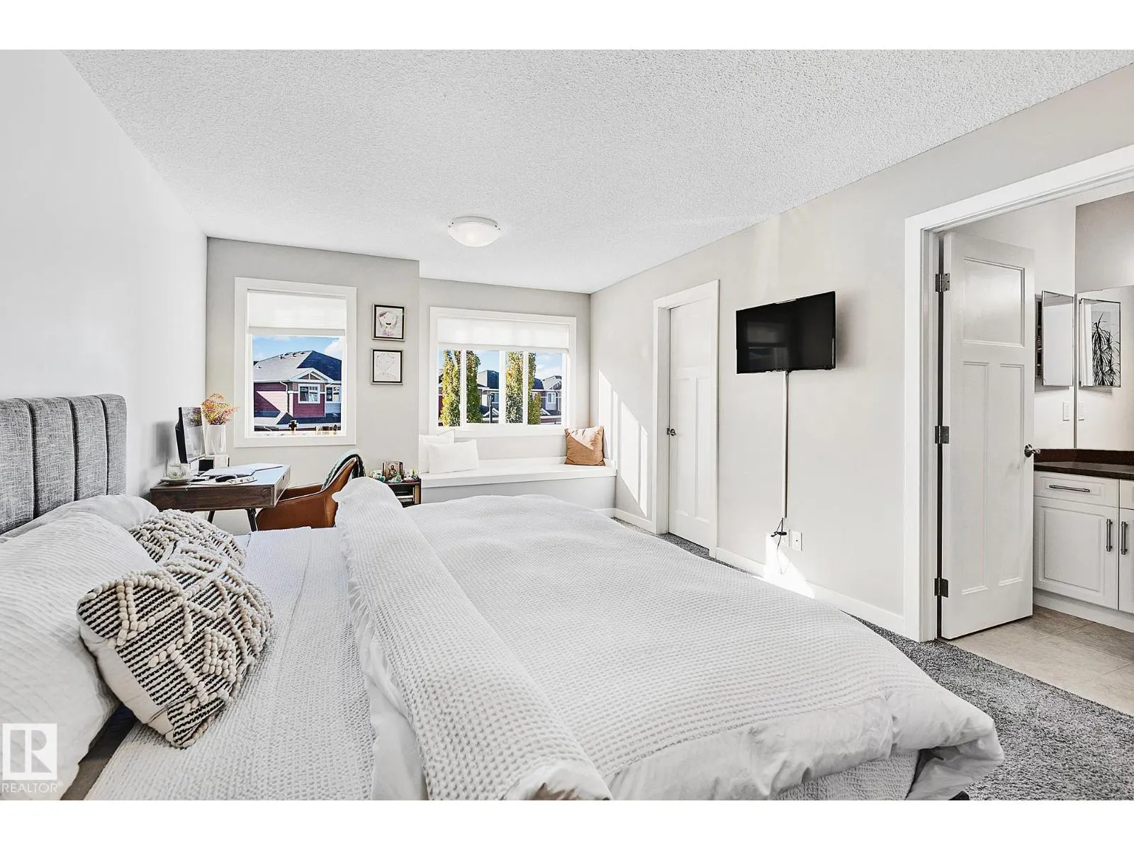 #17 3103 HILTON DR NW