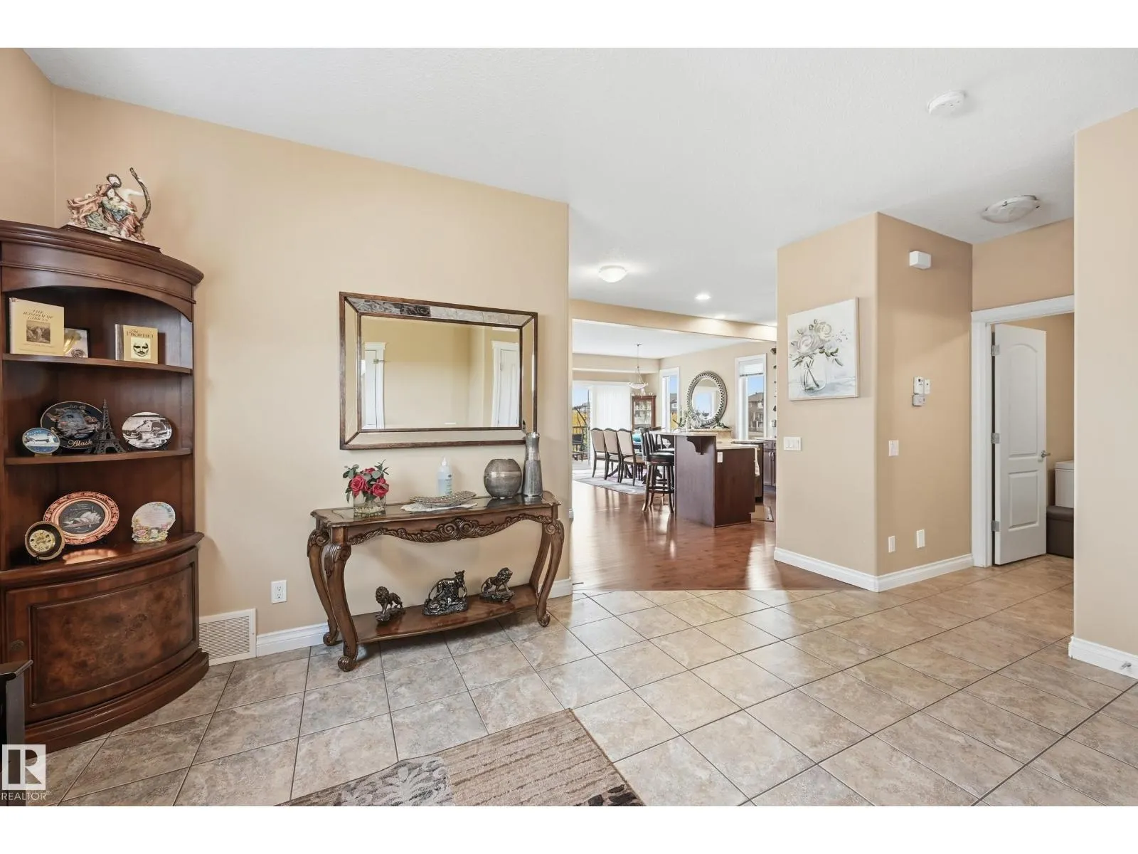 1590 Chapman WY SW SW